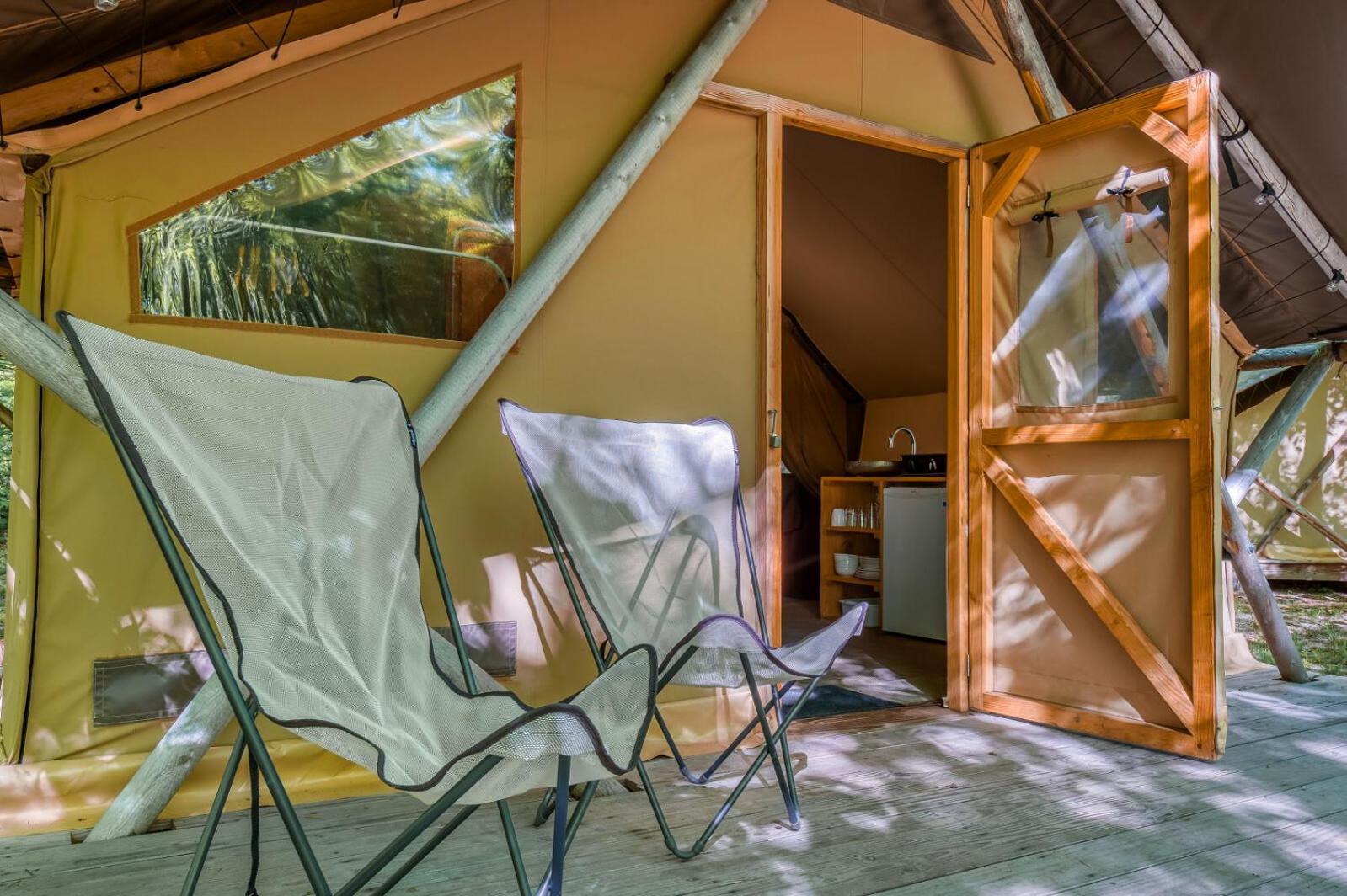 Huttopia White Mountains Albany Екстериор снимка