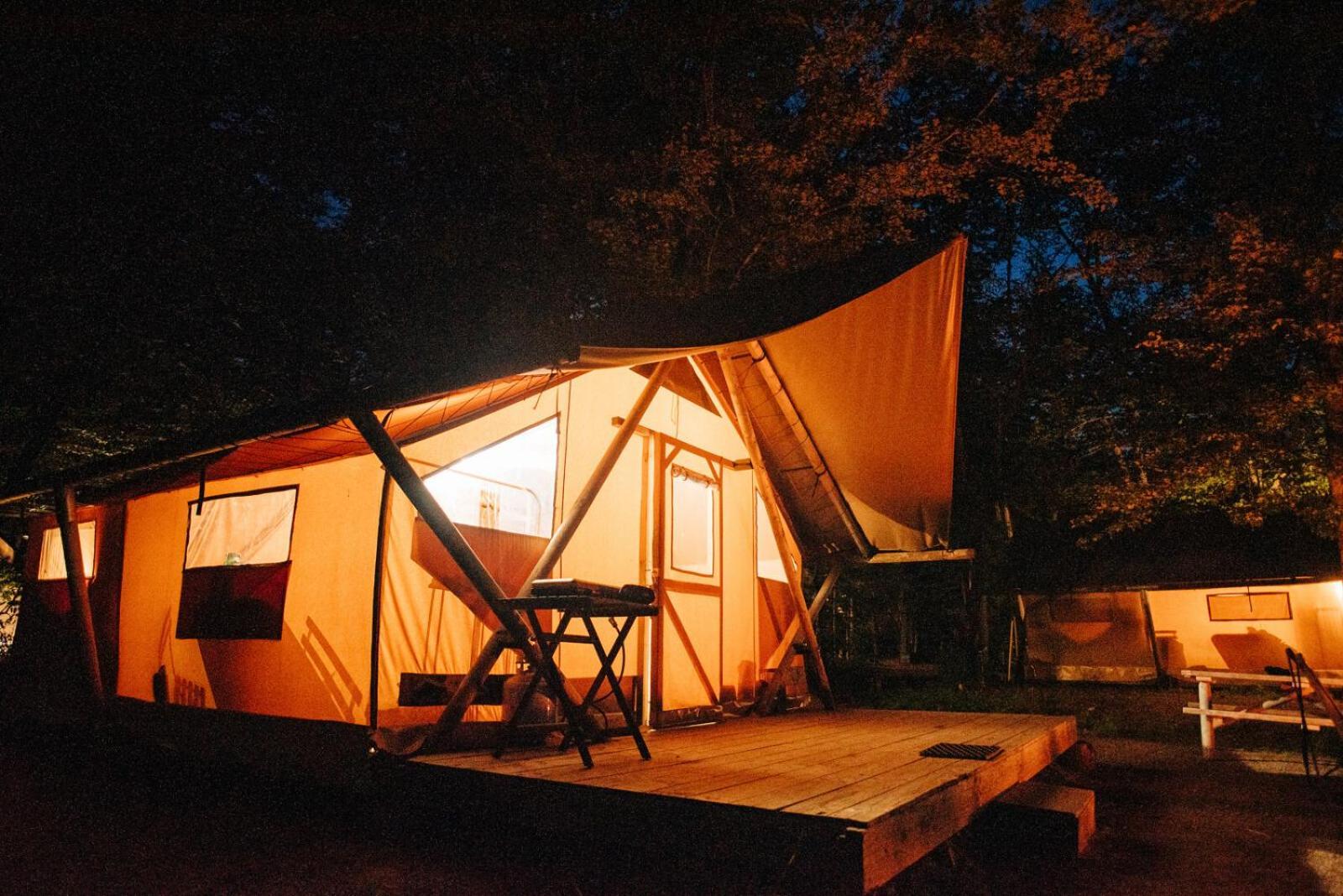 Huttopia White Mountains Albany Екстериор снимка